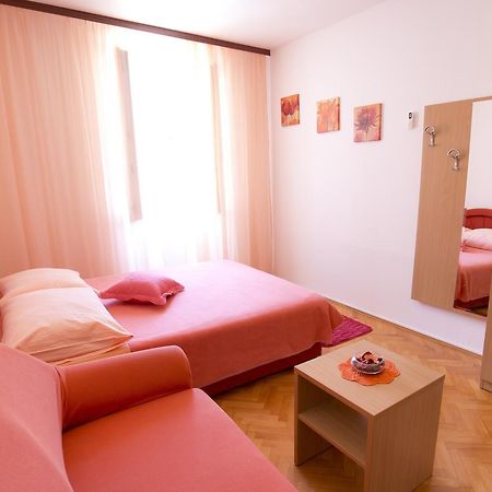Apartment And Room Daria Vis Island Zewnętrze zdjęcie